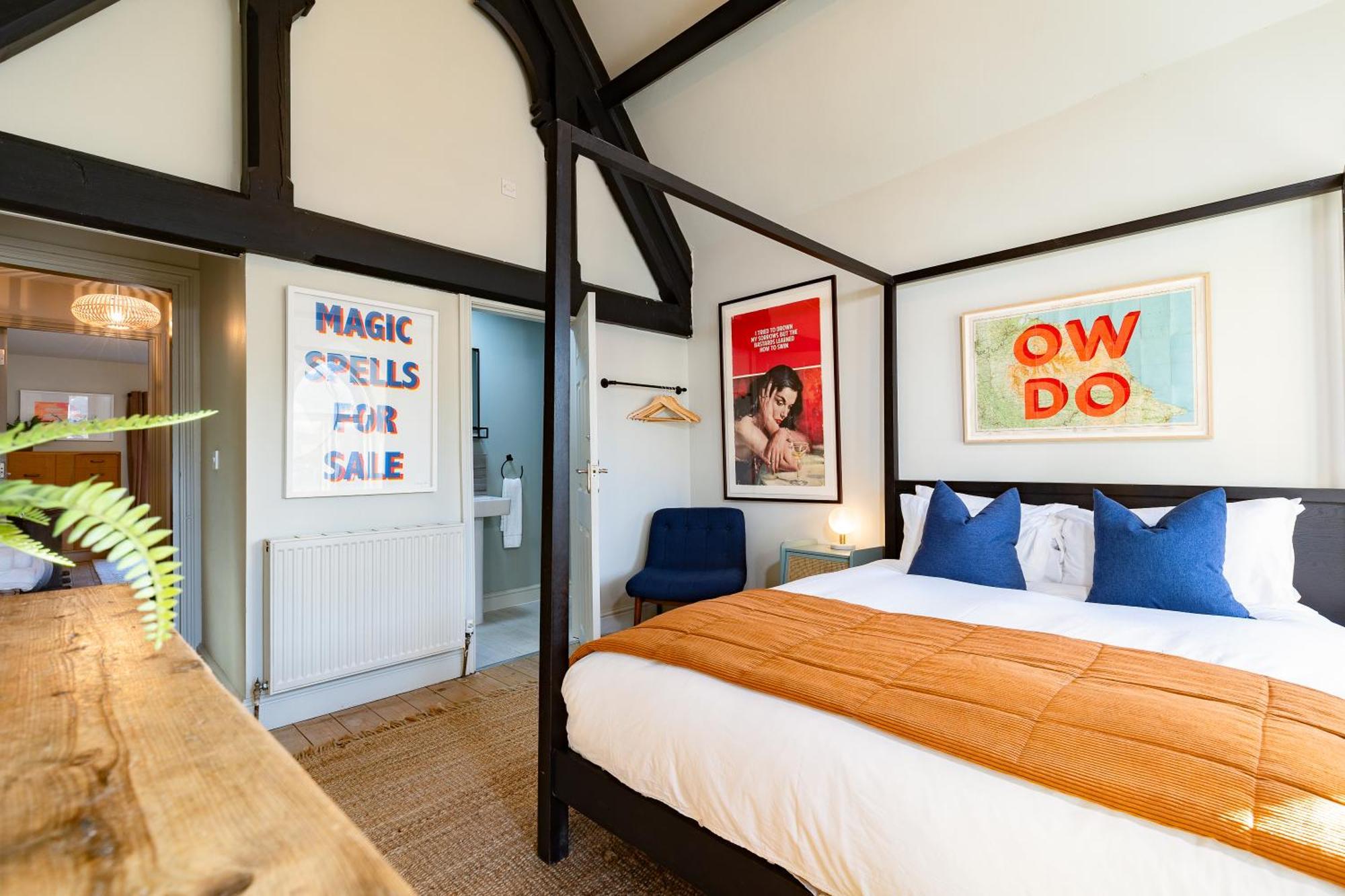 Stylish Seaside Home With King Beds And Parking Scarborough Esterno foto